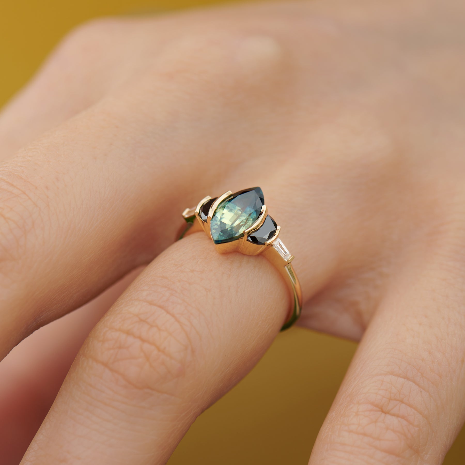 Fernanda Teal Sapphire Diamond Ring Set – Capucinne